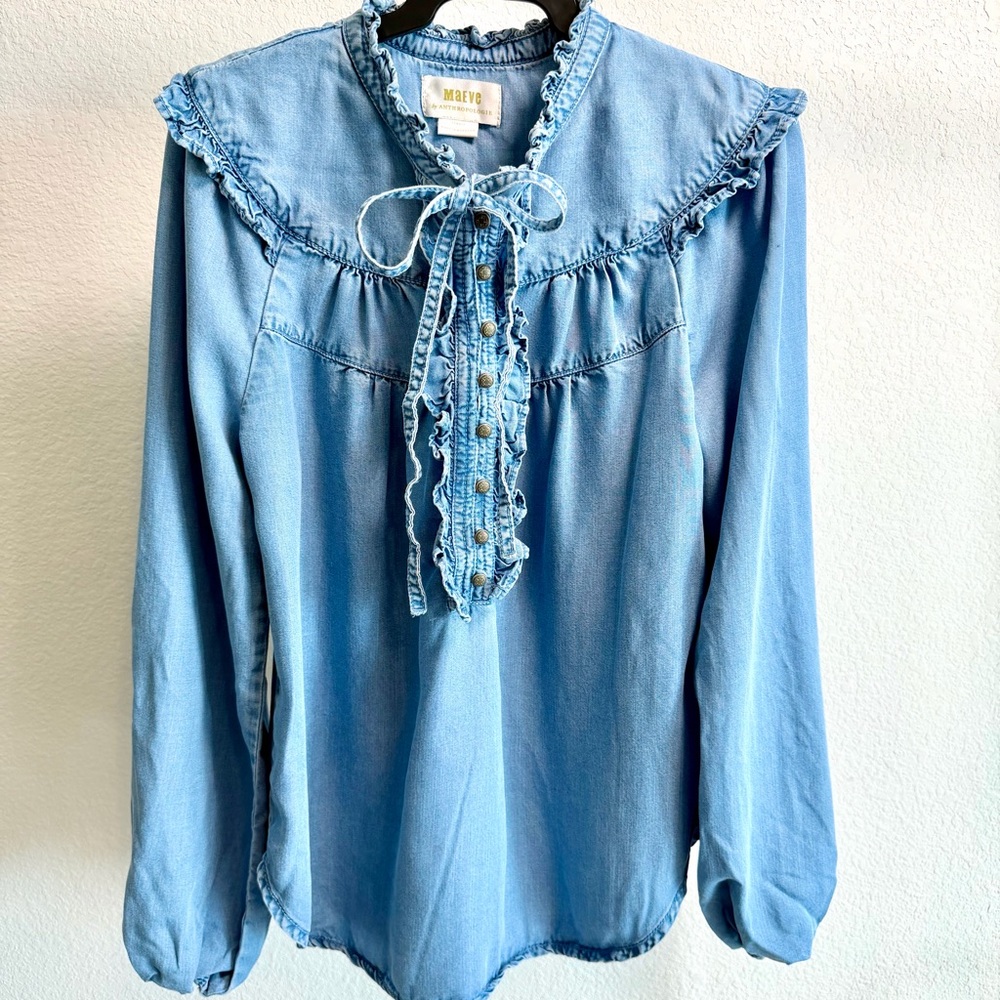 Mauve Women's Light Blue Ruffle Blouse